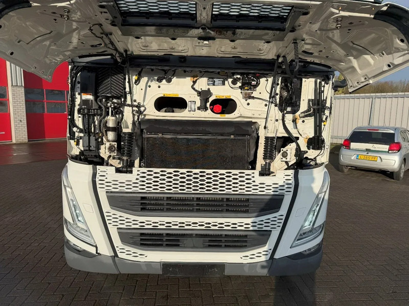Camión cisterna Volvo FH5-500 6X2 / ENGINE RUNNING / LIFT+LENKACHSE / FULL AIR / ADR / EUROTANK / 9-TON FRONT AXLE / EURO-6 / 2022: foto 6