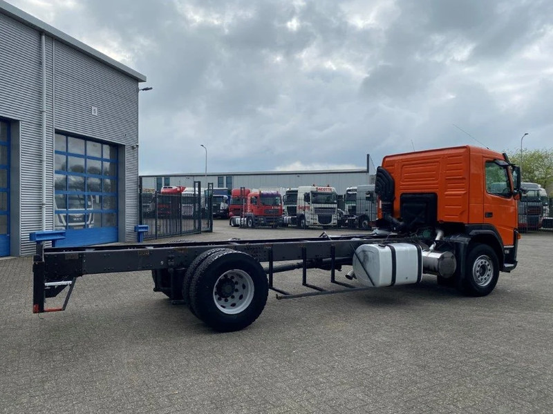 Volvo FM9-260 / HYDRAULICS / NL TRUCK / AUTOMATIC / EURO-3 / 2005 - Camión chasis: foto 5 Volvo FM9-260 / HYDRAULICS / NL TRUCK / AUTOMATIC / EURO-3 / 2005 - Camión chasis: foto 5