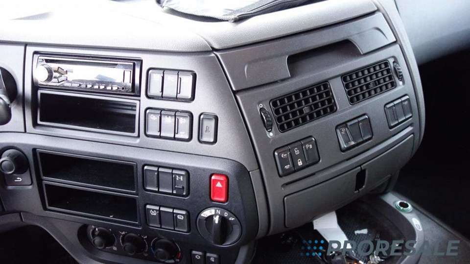 Cabeza tractora DAF XF 460 FT SSC EURO 6: foto 7