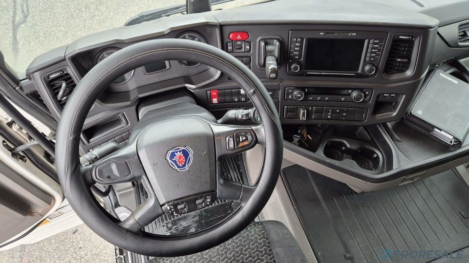 SCANIA R450 N323 NGS TOP LINE EURO 6 - Cabeza tractora: foto 4 SCANIA R450 N323 NGS TOP LINE EURO 6 - Cabeza tractora: foto 4