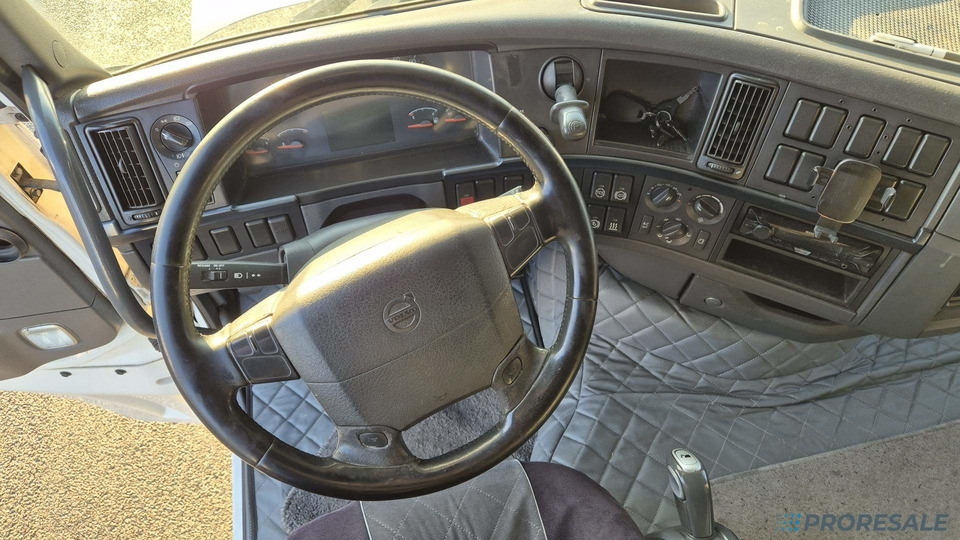 VOLVO FH 13.420 XL 42T EURO 5 - Cabeza tractora: foto 4 VOLVO FH 13.420 XL 42T EURO 5 - Cabeza tractora: foto 4