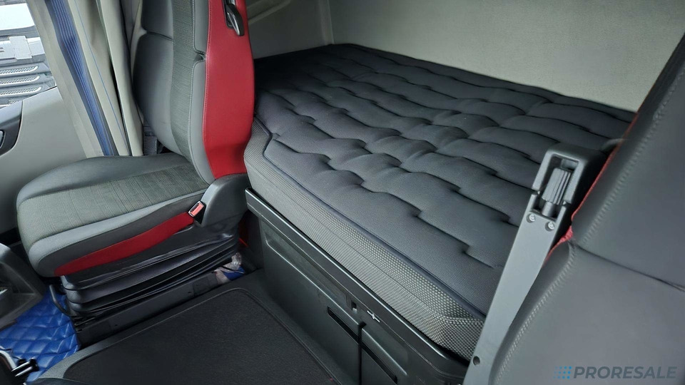 VOLVO FH 500 GLOBE XL EURO 6 - Cabeza tractora: foto 5 VOLVO FH 500 GLOBE XL EURO 6 - Cabeza tractora: foto 5