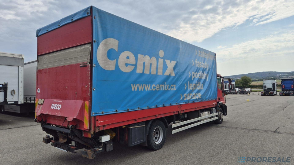IVECO EUROCARGO ML 140E28 EURO 5 - valník s plachtou + hydraulické čelo 1,5 t - Camión lona: foto 3 IVECO EUROCARGO ML 140E28 EURO 5 - valník s plachtou + hydraulické čelo 1,5 t - Camión lona: foto 3
