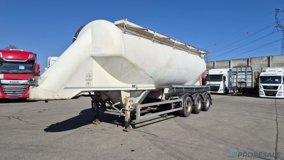 OSTATNÍ FELDBINDER EUT 40.3 SILOCISTERNA - 2 komory - 40 m3 - Semirremolque silo: foto 2 OSTATNÍ FELDBINDER EUT 40.3 SILOCISTERNA - 2 komory - 40 m3 - Semirremolque silo: foto 2