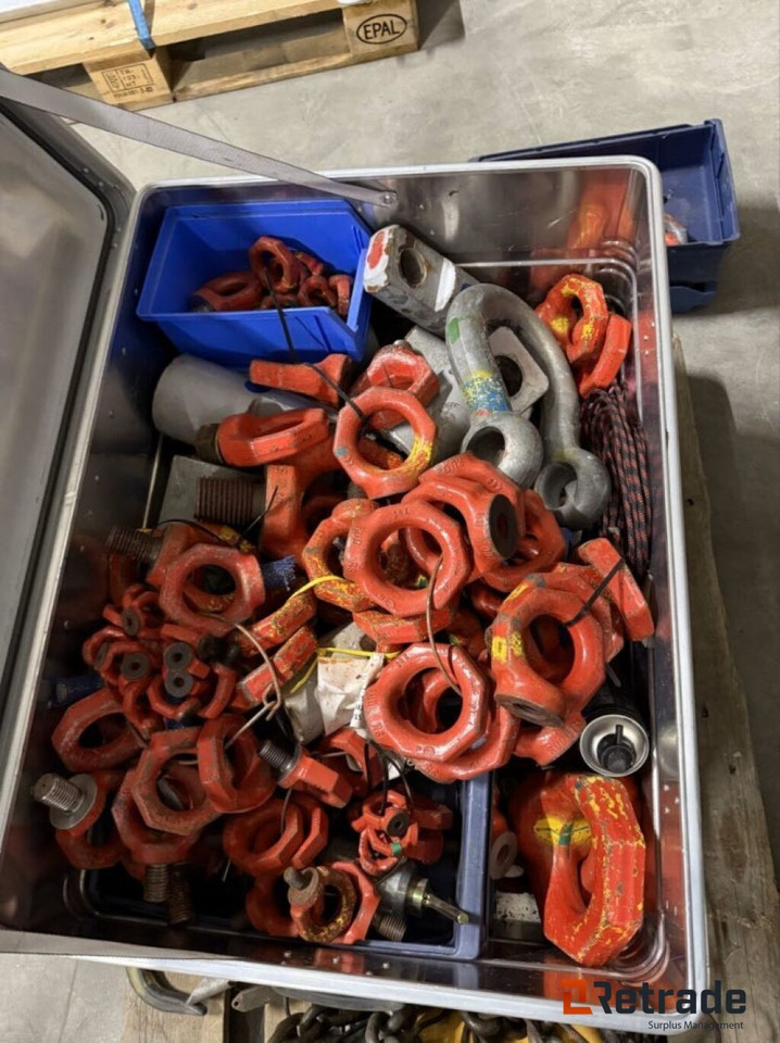 1 kasse: Øyemuttrer Øyebolter, div - Equipo de construcción: foto 1 1 kasse: Øyemuttrer Øyebolter, div - Equipo de construcción: foto 1