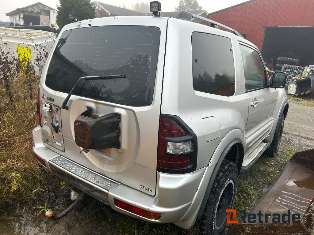 2000 Personbil MITSUBISHI PAJERO GLS 8 (Rep objekt) - Coche: foto 3 2000 Personbil MITSUBISHI PAJERO GLS 8 (Rep objekt) - Coche: foto 3