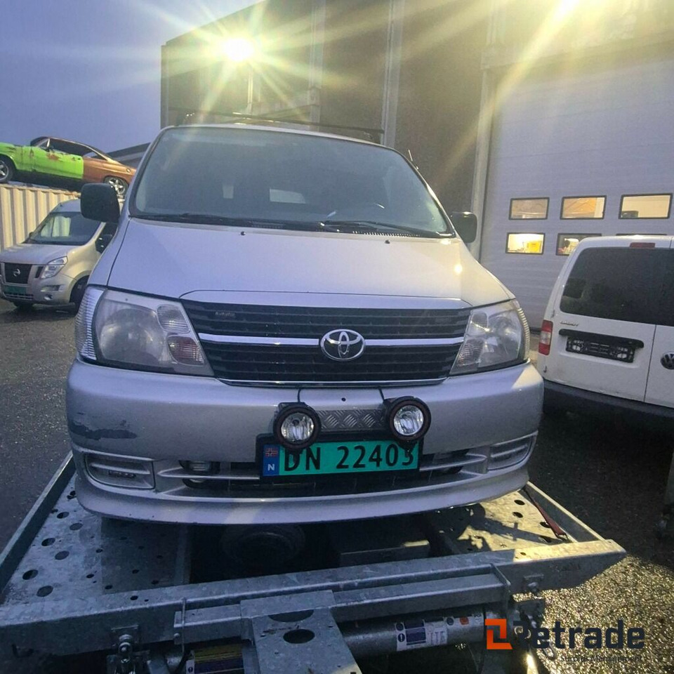 2009mod. TOYOTA HIACE 4WD D4d 4wd - Coche: foto 1 2009mod. TOYOTA HIACE 4WD D4d 4wd - Coche: foto 1