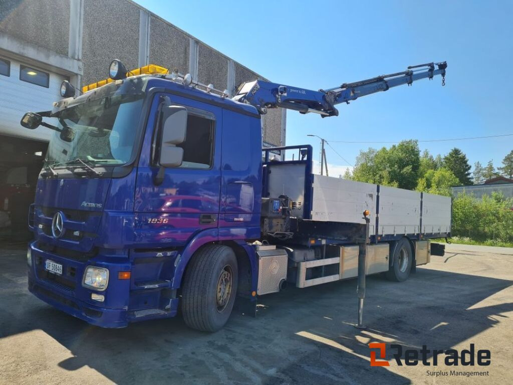 2011 mod. MB ACTROS 1836 4x2 KRANBIL - Camión caja abierta, Camión grúa: foto 1 2011 mod. MB ACTROS 1836 4x2 KRANBIL - Camión caja abierta, Camión grúa: foto 1