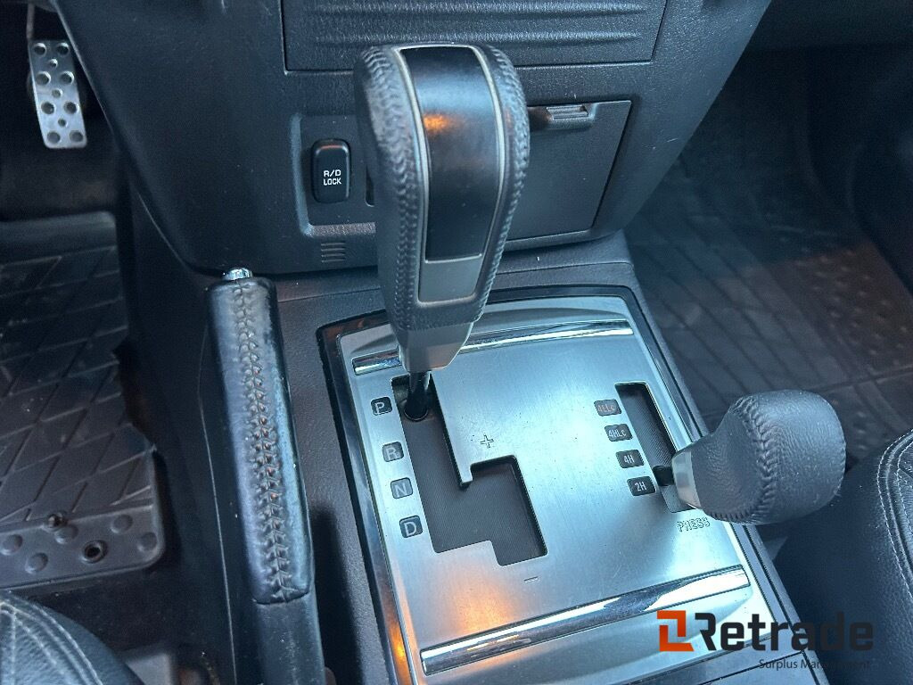 Coche 2016 Varebil MITSUBISHI PAJERO 4x4 EU-Godkjent: foto 13 Coche 2016 Varebil MITSUBISHI PAJERO 4x4 EU-Godkjent: foto 13