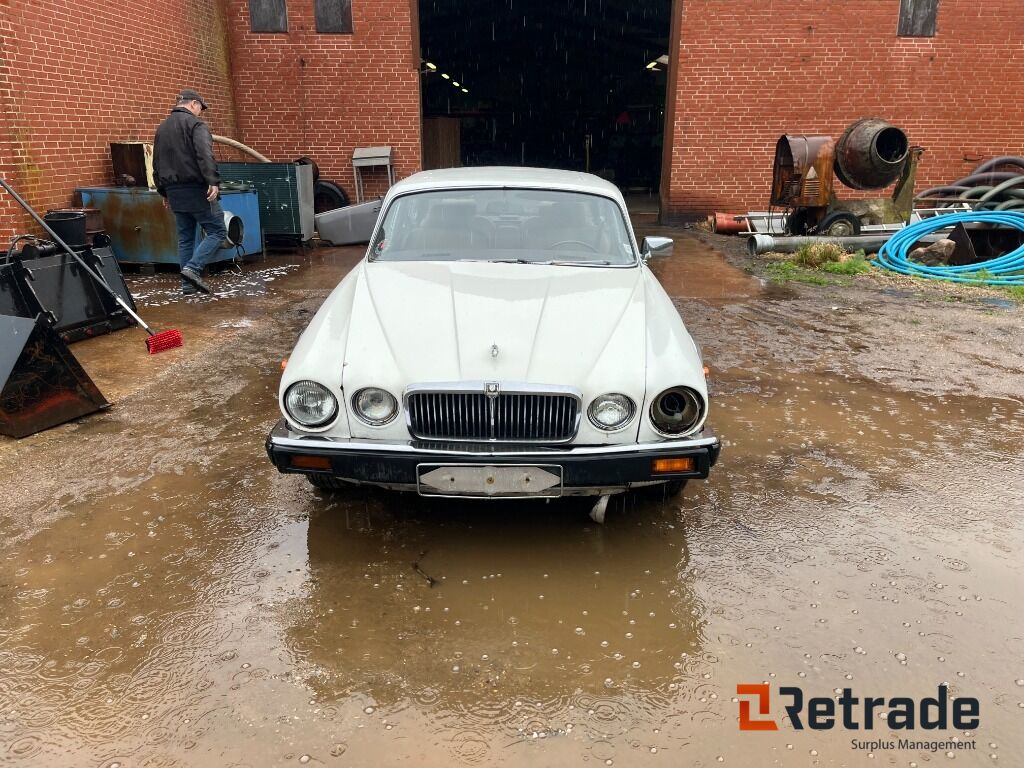 Bil Jaguar XJ 6 4,2 Oldtimer - Coche: foto 2 Bil Jaguar XJ 6 4,2 Oldtimer - Coche: foto 2