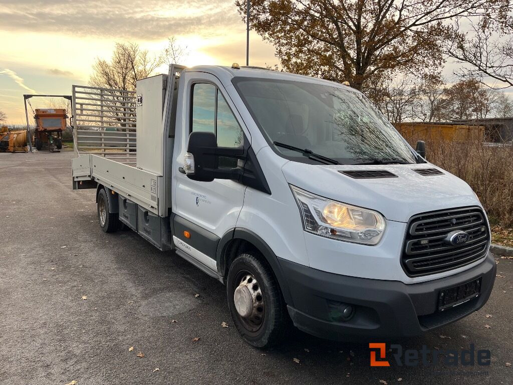FORD TRANSIT 2.2 TDCi med ALU-knæklad og læsserampe. - Coche: foto 2 FORD TRANSIT 2.2 TDCi med ALU-knæklad og læsserampe. - Coche: foto 2