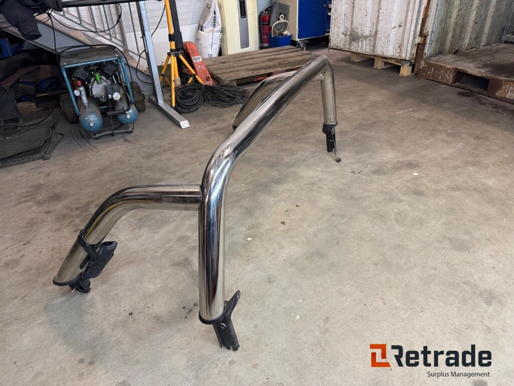 Flakbåge med bromsljus till Ford Ranger , ny - oanvänd - Carrocería y exterior para Pick-up: foto 4 Flakbåge med bromsljus till Ford Ranger , ny - oanvänd - Carrocería y exterior para Pick-up: foto 4