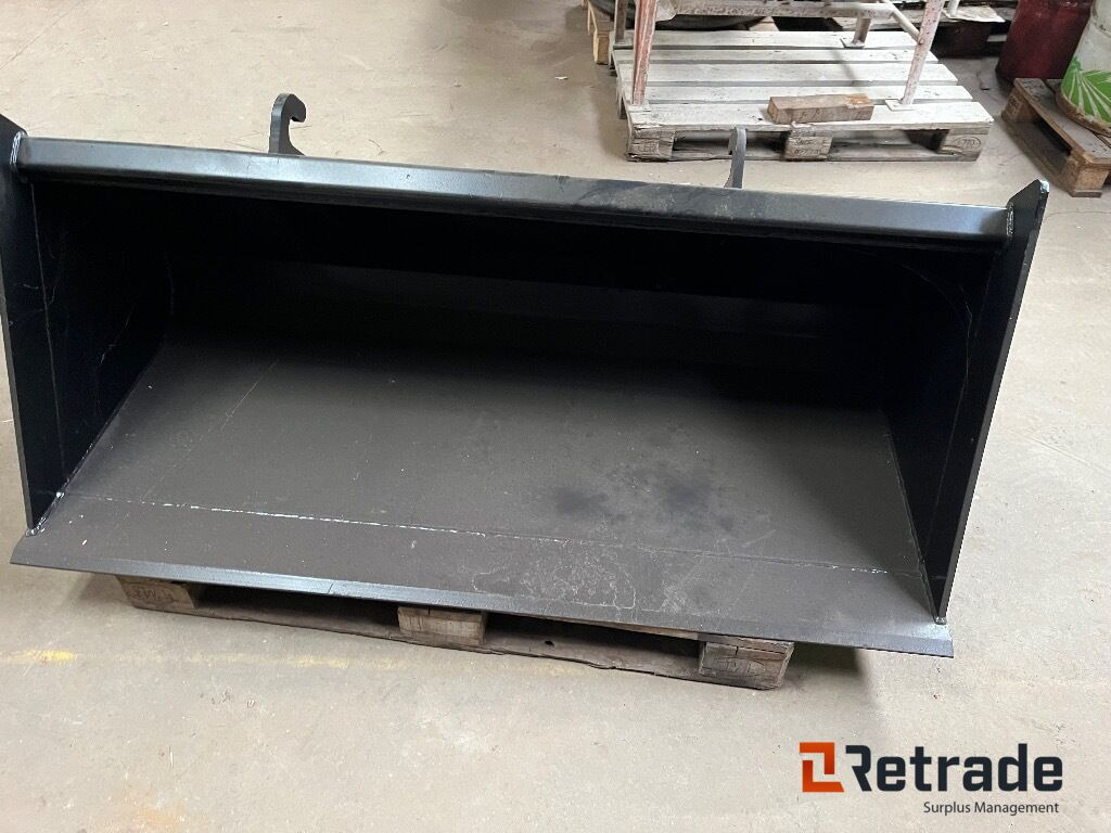 Forskelligt udstyr Skovl for minilæsser Fabriksny skovl - Cazo cargador: foto 3 Forskelligt udstyr Skovl for minilæsser Fabriksny skovl - Cazo cargador: foto 3