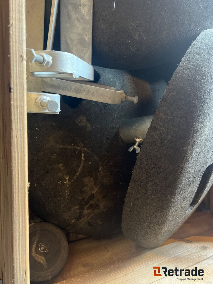 Fot til veiskilt - Equipo de construcción: foto 4 Fot til veiskilt - Equipo de construcción: foto 4