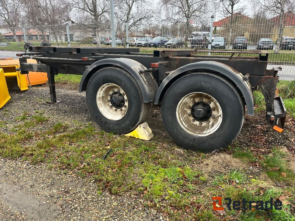 HUMMEL traktortrailer totalvægt 17.450 kg. Egenvægt 2.450 kg. - Remolque chasis: foto 4 HUMMEL traktortrailer totalvægt 17.450 kg. Egenvægt 2.450 kg. - Remolque chasis: foto 4