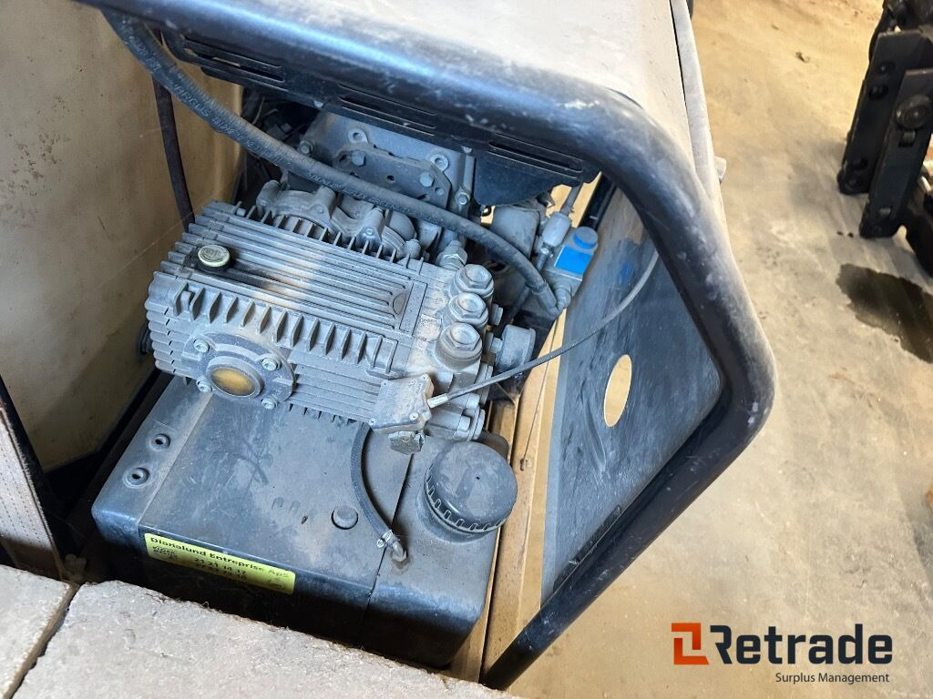 Højtryks spuler - Hidrolimpiadora: foto 4 Højtryks spuler - Hidrolimpiadora: foto 4