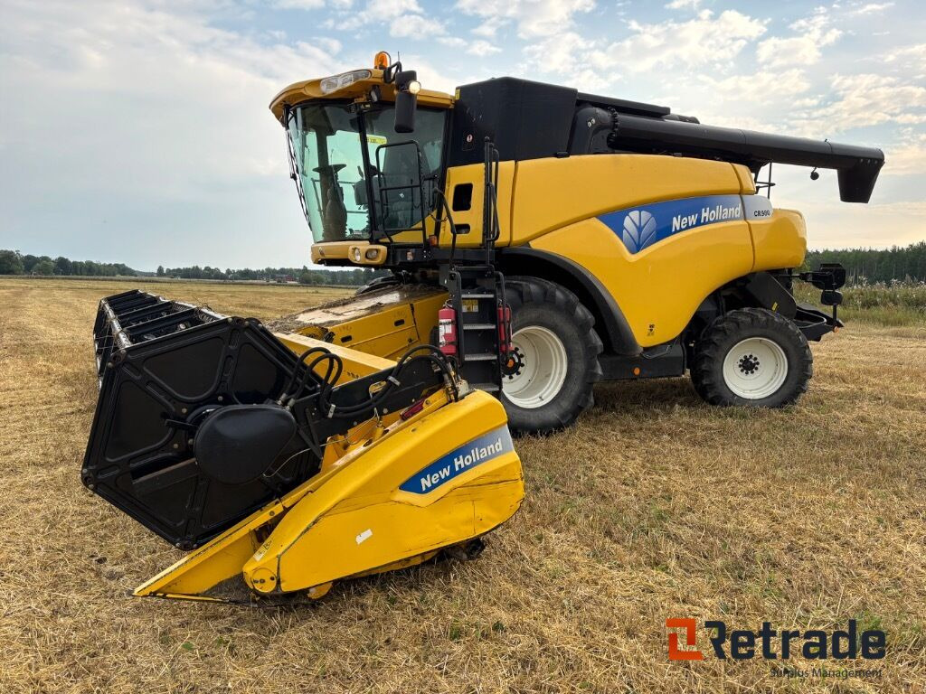 Skördetröska New Holland CR 980 - 2005 - Maquinaria agrícola: foto 2 Skördetröska New Holland CR 980 - 2005 - Maquinaria agrícola: foto 2