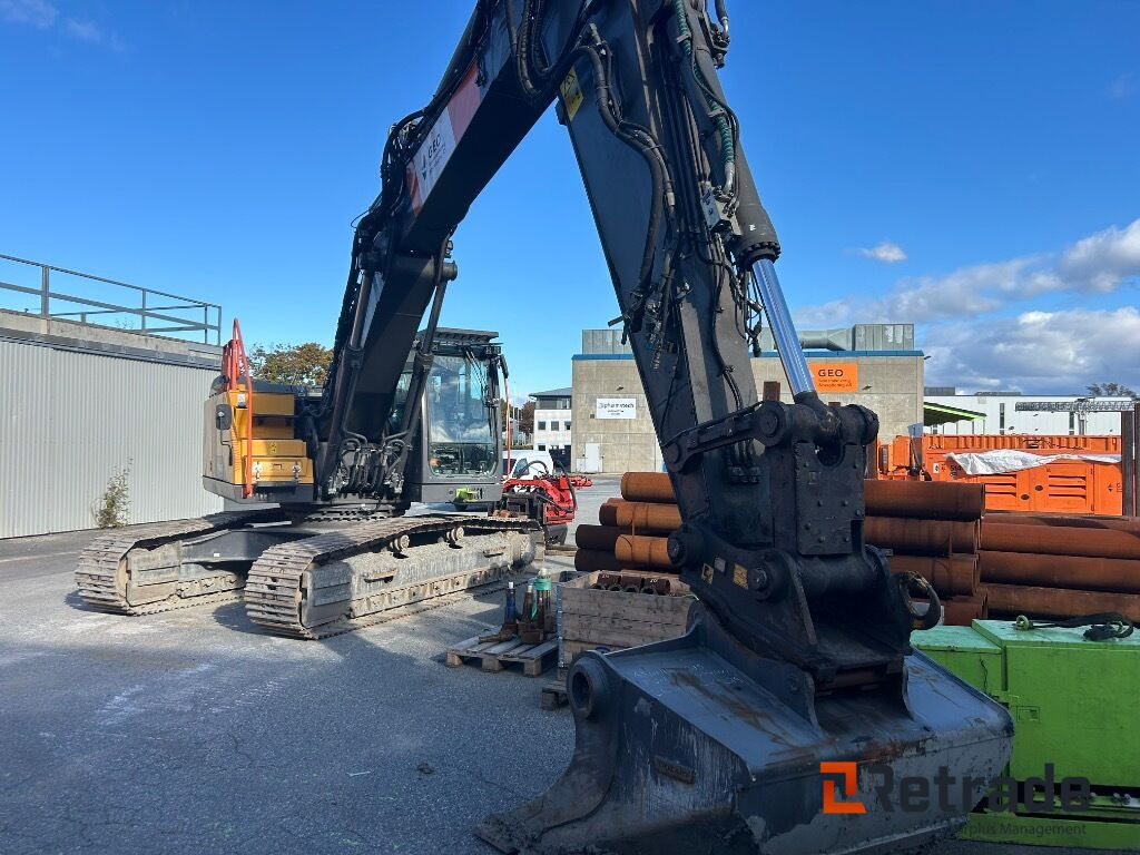 2018 Beltegraver 31750 kg Volvo EC 300 E nl + Bor rig-Spunt agregat-Rotortilt og skuffer - Maquinaria de construcción: foto 1 2018 Beltegraver 31750 kg Volvo EC 300 E nl + Bor rig-Spunt agregat-Rotortilt og skuffer - Maquinaria de construcción: foto 1
