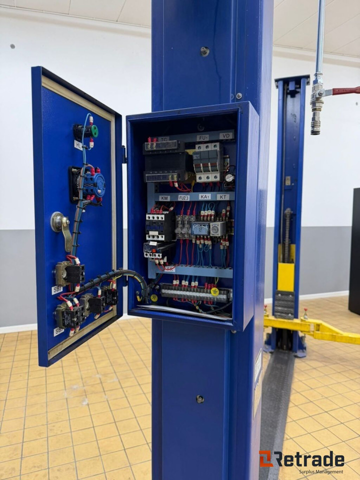 Pelarlyft Antab 4000kg - Maquinaria industrial: foto 4 Pelarlyft Antab 4000kg - Maquinaria industrial: foto 4