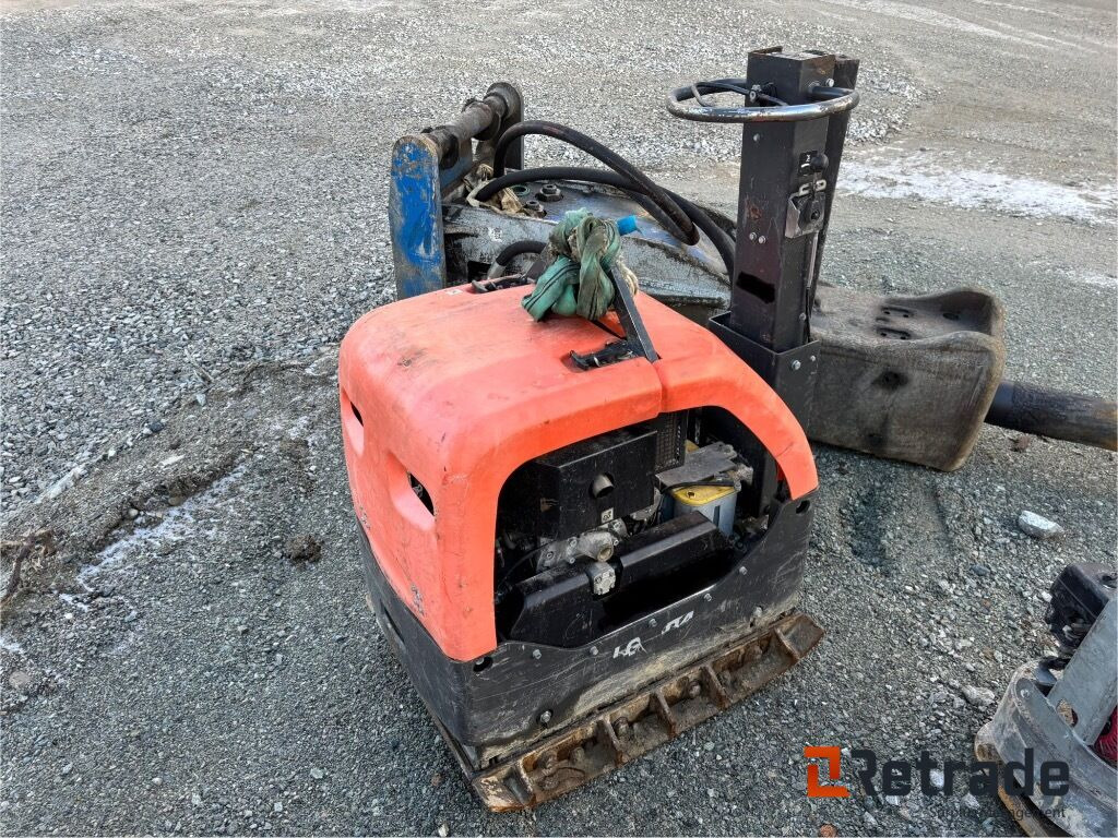 Markvibrator Husqvarna LG 504 - Equipo de construcción: foto 1 Markvibrator Husqvarna LG 504 - Equipo de construcción: foto 1