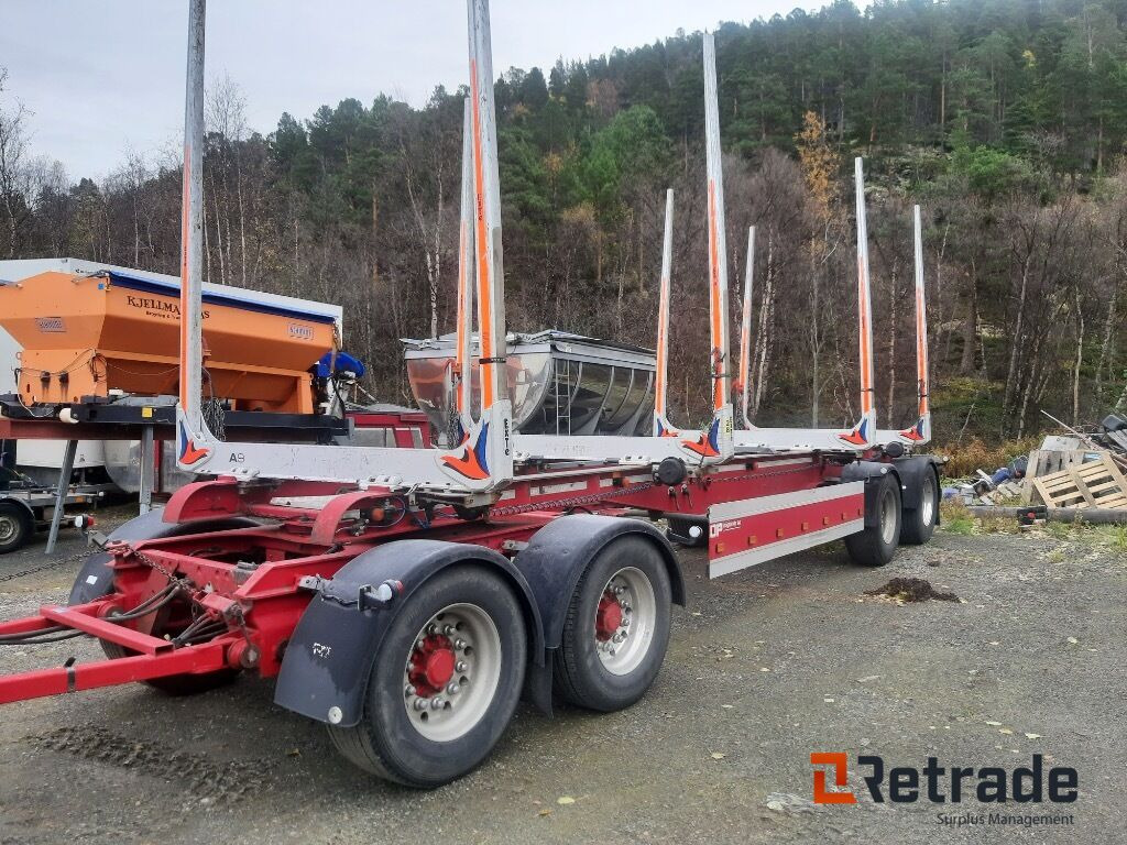 Tømmerhenger HØGLUND - Remolque maderero: foto 1 Tømmerhenger HØGLUND - Remolque maderero: foto 1