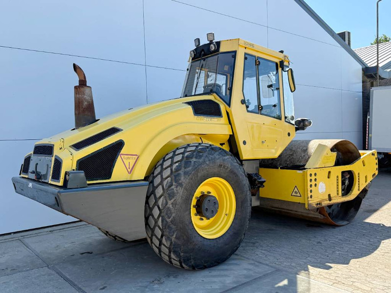 Bomag BW213DH-4 - Evib/BVC / German Machine - Rodillo: foto 5 Bomag BW213DH-4 - Evib/BVC / German Machine - Rodillo: foto 5