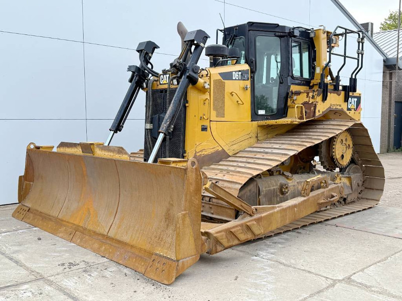 Cat D6T LGP - 360° Camera / Ripper Valve / Airco - Bulldozer: foto 1 Cat D6T LGP - 360° Camera / Ripper Valve / Airco - Bulldozer: foto 1