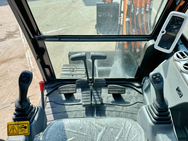 Miniexcavadora Develon DX60E-10N - New / Unused / 2024 Model: foto 8
