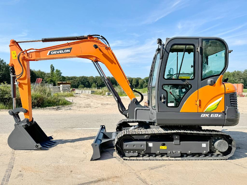 Doosan DX60E-10N - New / Unused / 2024 Model - Miniexcavadora: foto 1 Doosan DX60E-10N - New / Unused / 2024 Model - Miniexcavadora: foto 1