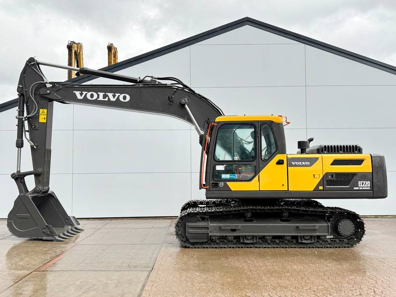 Volvo EC220D - NEW / UNUSED / 2025 Model - Excavadora de cadenas: foto 1 Volvo EC220D - NEW / UNUSED / 2025 Model - Excavadora de cadenas: foto 1