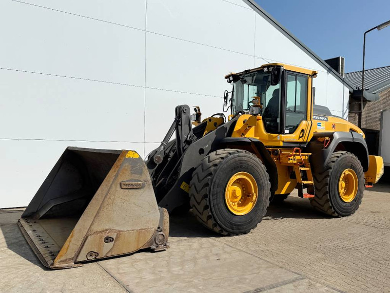 Volvo L110H - German Machine / High-tip Bucket / 3rd Fun - Cargadora de ruedas: foto 3 Volvo L110H - German Machine / High-tip Bucket / 3rd Fun - Cargadora de ruedas: foto 3