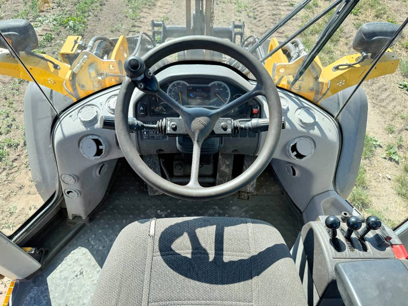 Cargadora de ruedas Volvo L60H - 3rd Function / Automatic Greasing: foto 9