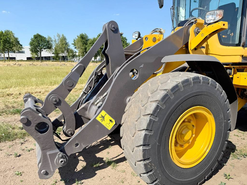 Cargadora de ruedas Volvo L60H - 3rd Function / Automatic Greasing: foto 13