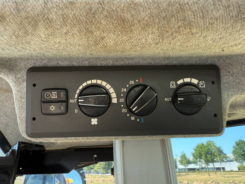 Cargadora de ruedas Volvo L60H - 3rd Function / Automatic Greasing: foto 12