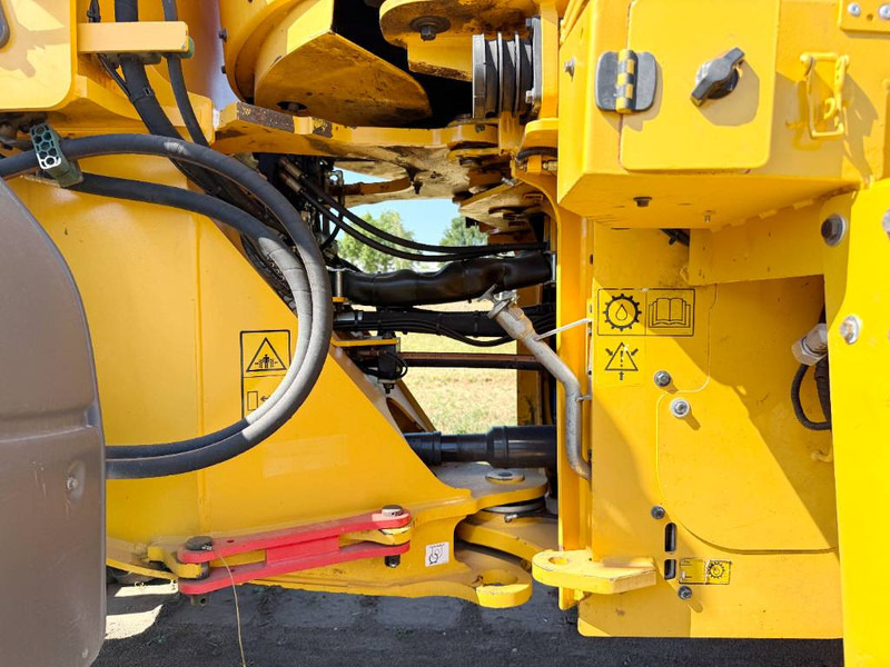 Cargadora de ruedas Volvo L60H - 3rd Function / Automatic Greasing: foto 17