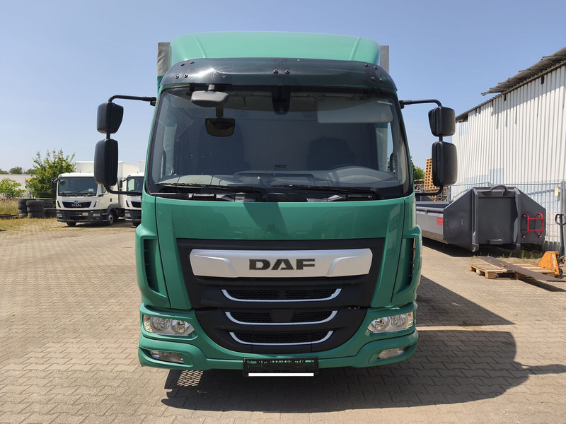 DAF LF 180 FA Plane u. Spriegel Euro 6 4x2 (3) - Camión lona: foto 3 DAF LF 180 FA Plane u. Spriegel Euro 6 4x2 (3) - Camión lona: foto 3