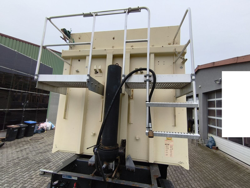 Fliegl DHKA 350 Kippmulde Plane SAF Liftachse - Semirremolque volquete: foto 3 Fliegl DHKA 350 Kippmulde Plane SAF Liftachse - Semirremolque volquete: foto 3