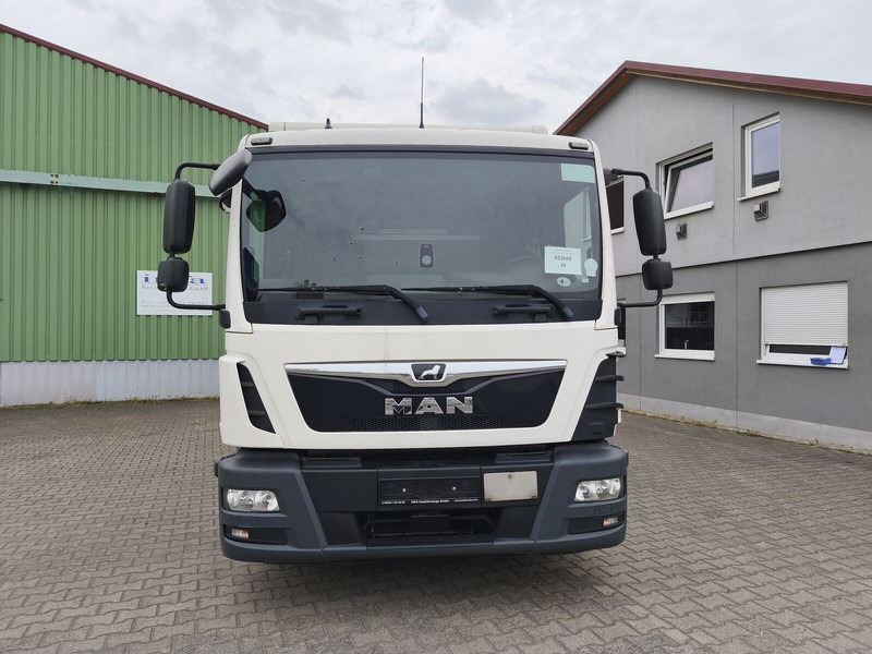 MAN TGL 8.190 Koffer gFH 4x2 Euro 6 AHK LBW (24) - Camión caja cerrada: foto 3 MAN TGL 8.190 Koffer gFH 4x2 Euro 6 AHK LBW (24) - Camión caja cerrada: foto 3
