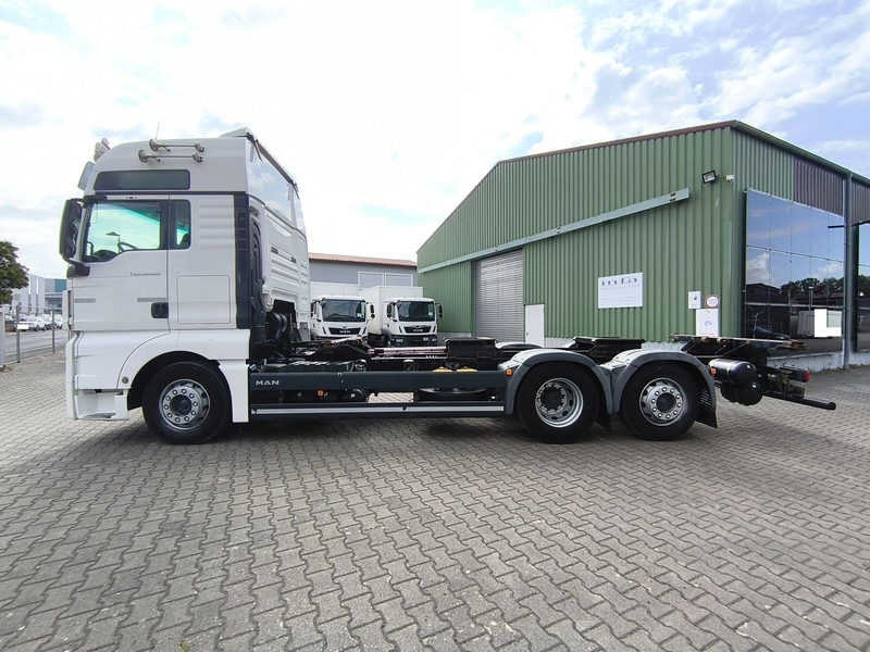 MAN TGX 26.460 BDF Euro 6 6x2 - Camión chasis: foto 5 MAN TGX 26.460 BDF Euro 6 6x2 - Camión chasis: foto 5