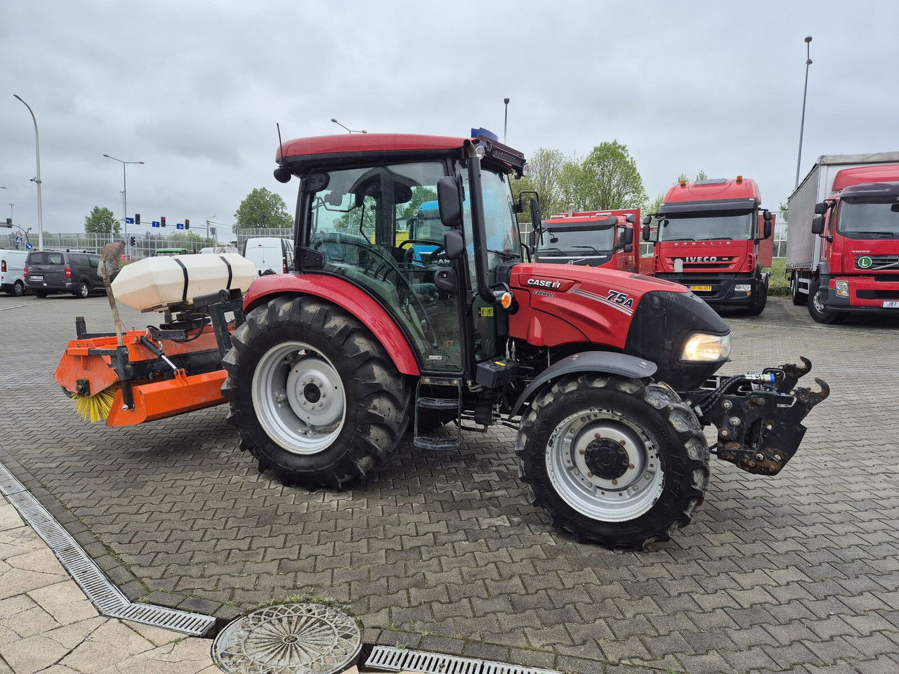 Leasing para  Case IH Farmall 75 / 2022 / Only 1853 MTH / Sweeper + Plow Extra / 1 OWN Case IH Farmall 75 / 2022 / Only 1853 MTH / Sweeper + Plow Extra / 1 OWN: foto 8
