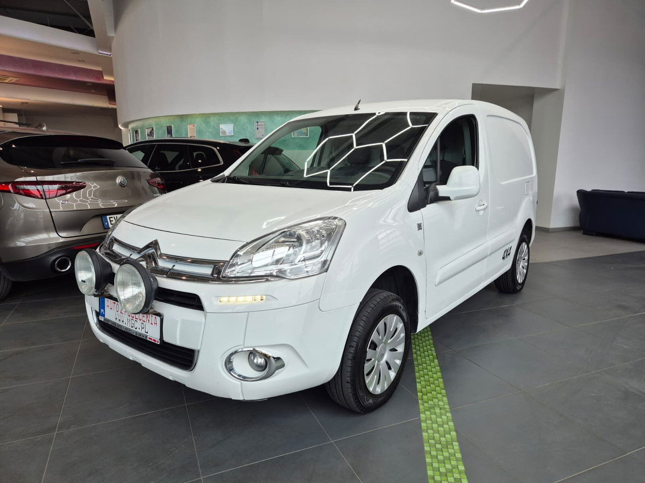 Citroën Berlingo 1.6 HDI 4X4 / Facelift / LOW KM / Serviced - Furgoneta pequeña: foto 1 Citroën Berlingo 1.6 HDI 4X4 / Facelift / LOW KM / Serviced - Furgoneta pequeña: foto 1