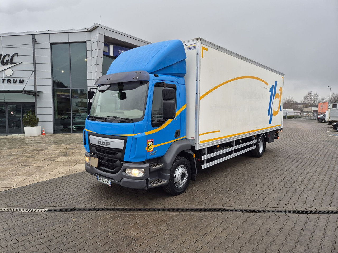 DAF LF 220 1 Owner / Serviced / Super Condition - Camión caja cerrada: foto 2 DAF LF 220 1 Owner / Serviced / Super Condition - Camión caja cerrada: foto 2
