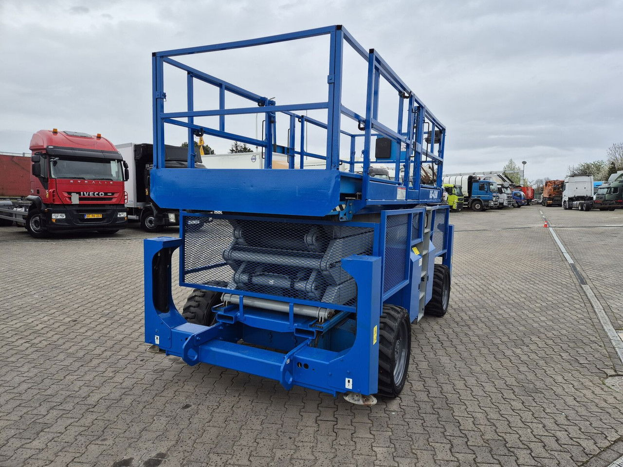 Plataforma de tijeras Genie GS 4390 / 15M High / 680KG Load / 1 Owner / Servic ED: foto 10