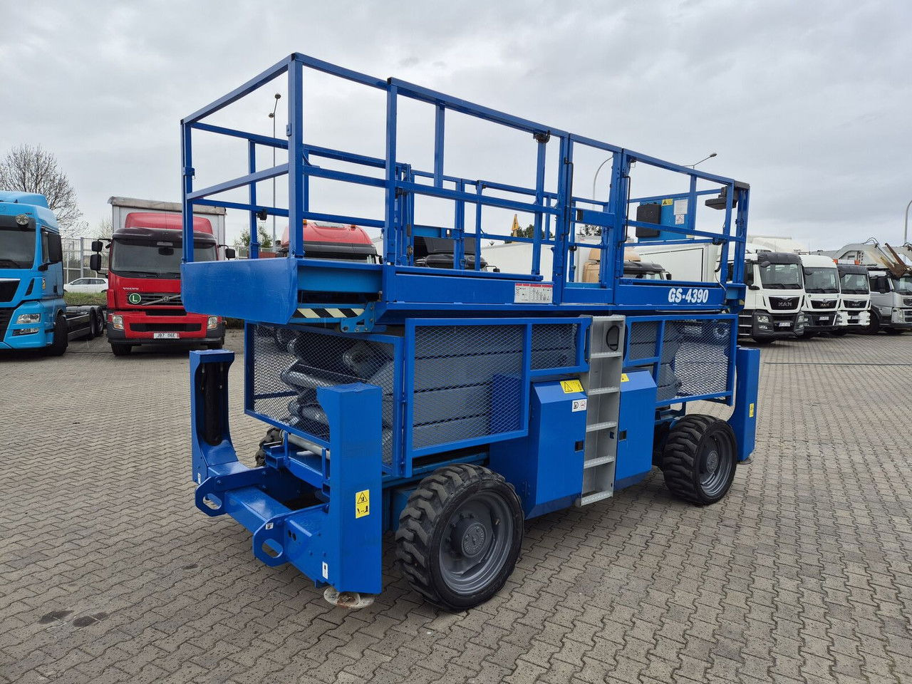 Plataforma de tijeras Genie GS 4390 / 15M High / 680KG Load / 1 Owner / Servic ED: foto 9