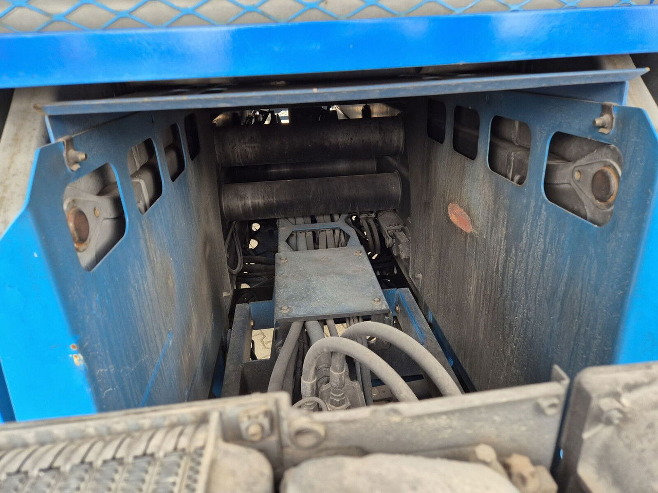 Plataforma de tijeras Genie GS 4390 / 15M High / 680KG Load / 1 Owner / Servic ED: foto 26
