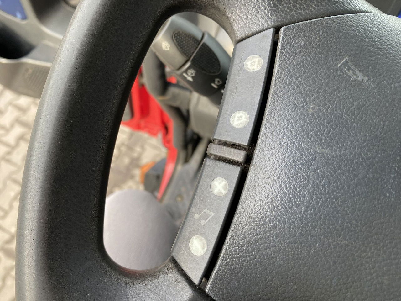 Camión chasis IVECO Stralis 360 AT 190 / Euro 5 / NEW Service / Long Frame: foto 30