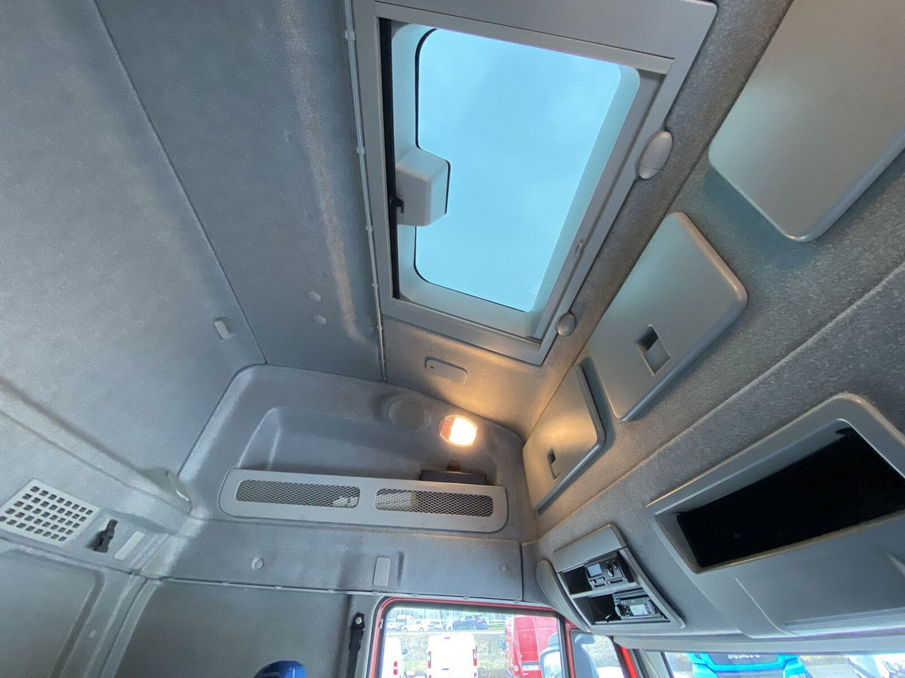 Camión chasis IVECO Stralis 360 AT 190 / Euro 5 / NEW Service / Long Frame: foto 24