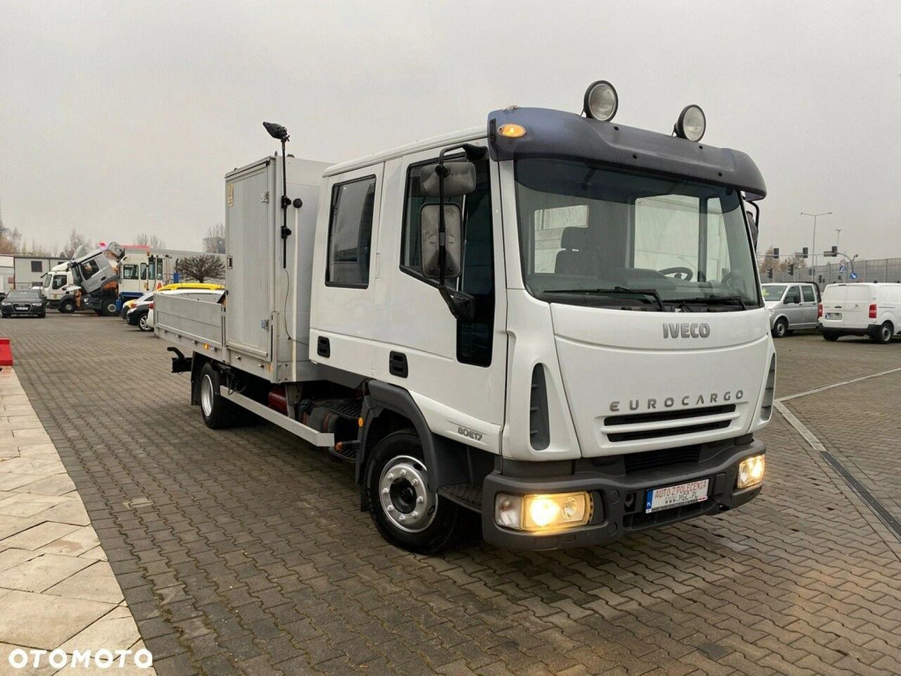 Iveco Eurocargo ML80E17 - Camión caja abierta, Camión grúa: foto 5 Iveco Eurocargo ML80E17 - Camión caja abierta, Camión grúa: foto 5