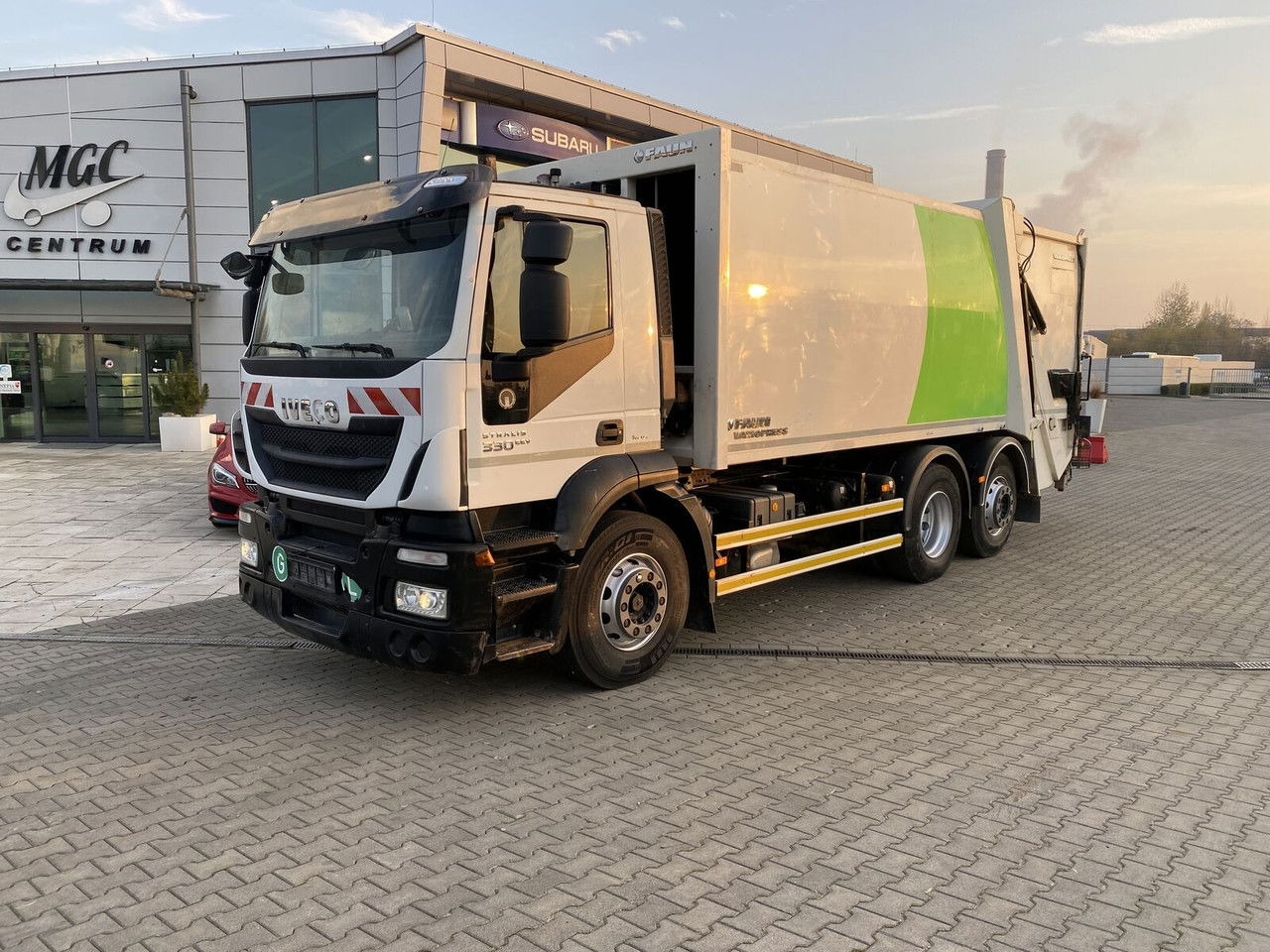 Iveco Stralis 330 EEV / Faun Vario Press 11 / Service NEW / TOP Iveco Stralis 330 EEV / Faun Vario Press 11 / Service NEW / TOP - Camión de basura: foto 2 Iveco Stralis 330 EEV / Faun Vario Press 11 / Service NEW / TOP Iveco Stralis 330 EEV / Faun Vario Press 11 / Service NEW / TOP - Camión de basura: foto 2