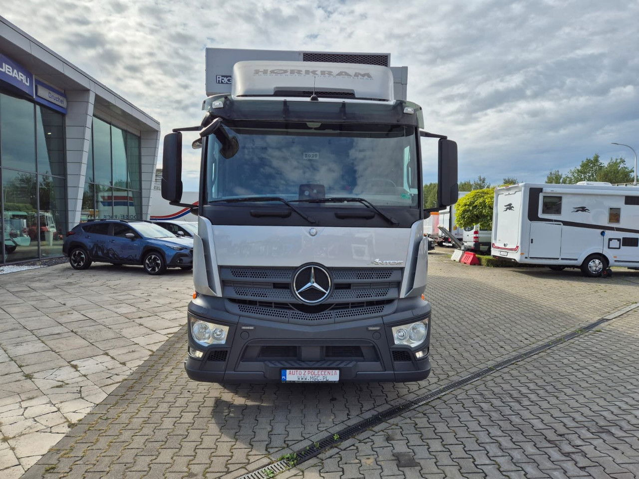 Mercedes-Benz Antos 2532 L / Frigoblock / 1 Owner / Works Great - Camión frigorífico: foto 4 Mercedes-Benz Antos 2532 L / Frigoblock / 1 Owner / Works Great - Camión frigorífico: foto 4
